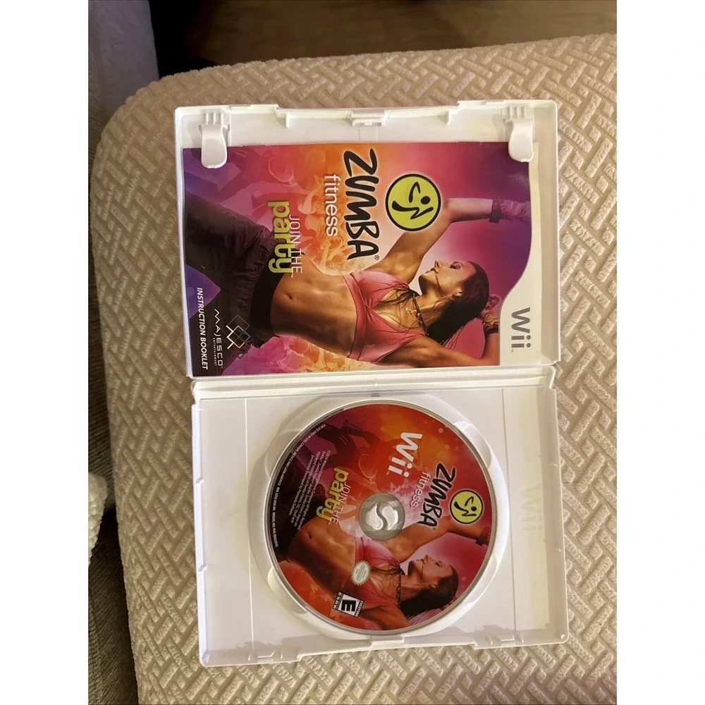 Zumba Fitness (Nintendo Wii, 2010) Complete In Box - No Belt